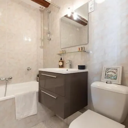 La Paia - Brand New Flat 3 Guests Old Town 5 Min. From Apartment